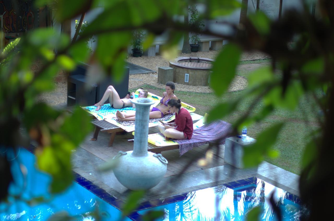 Hostel City Hub Colombo Airport Katunayaka Ngoại thất bức ảnh